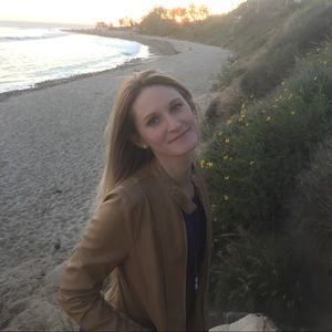 Meet your Posher, Anna.